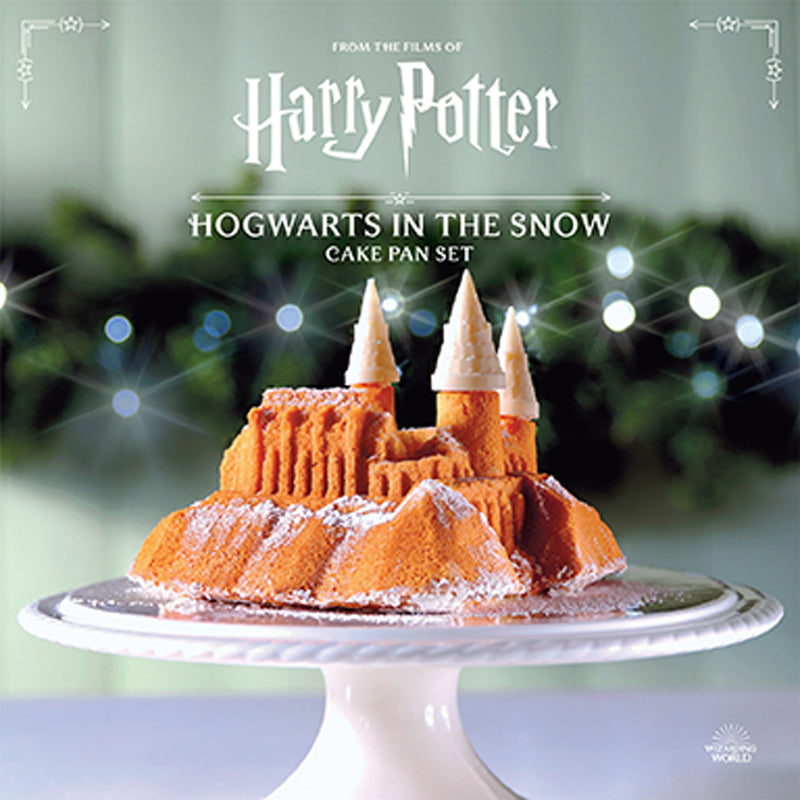 Harry Potter: Hogwarts in the Snow Cake Pan Set